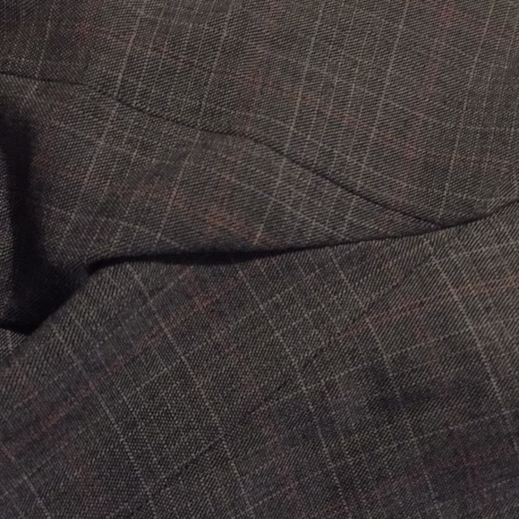 Rafaella Gray Blazer w/ Red & White plaid pattern - Picture 7 of 7